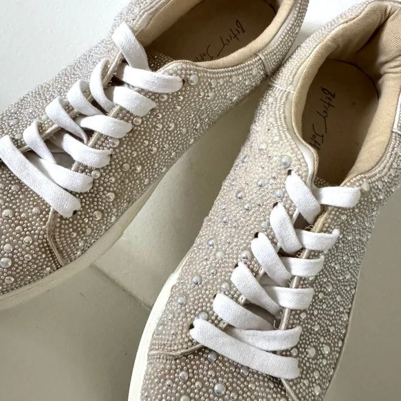 Betsey Johnson Women’s Sidney Laceup Platform Pearl-Embellished Sneaker - Picture 4 of 10